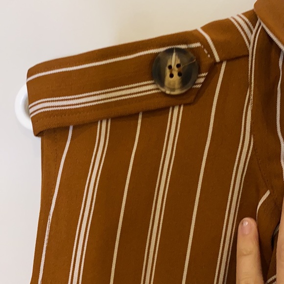 SHEIN sleeveless trench in stripe XS - Picture 3 of 9